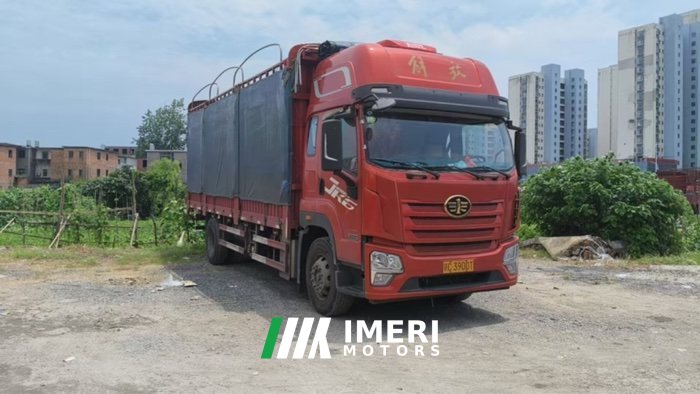 FAW Jiefang JK6 290 hp 4X2 6.75 m - truck from China