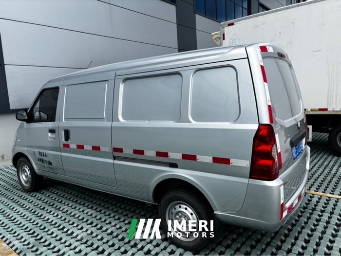 2025 Wuling Rongguang New Cabin 99 hp 4X2 3 m