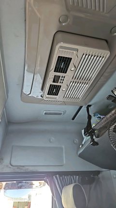 Dongfeng Tianjin KR 245 hp 4X2 6.75 m - ფოტო 6