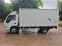Qingling Isuzu 100P 98 hp 4X2 4.25 m - ფოტო 1