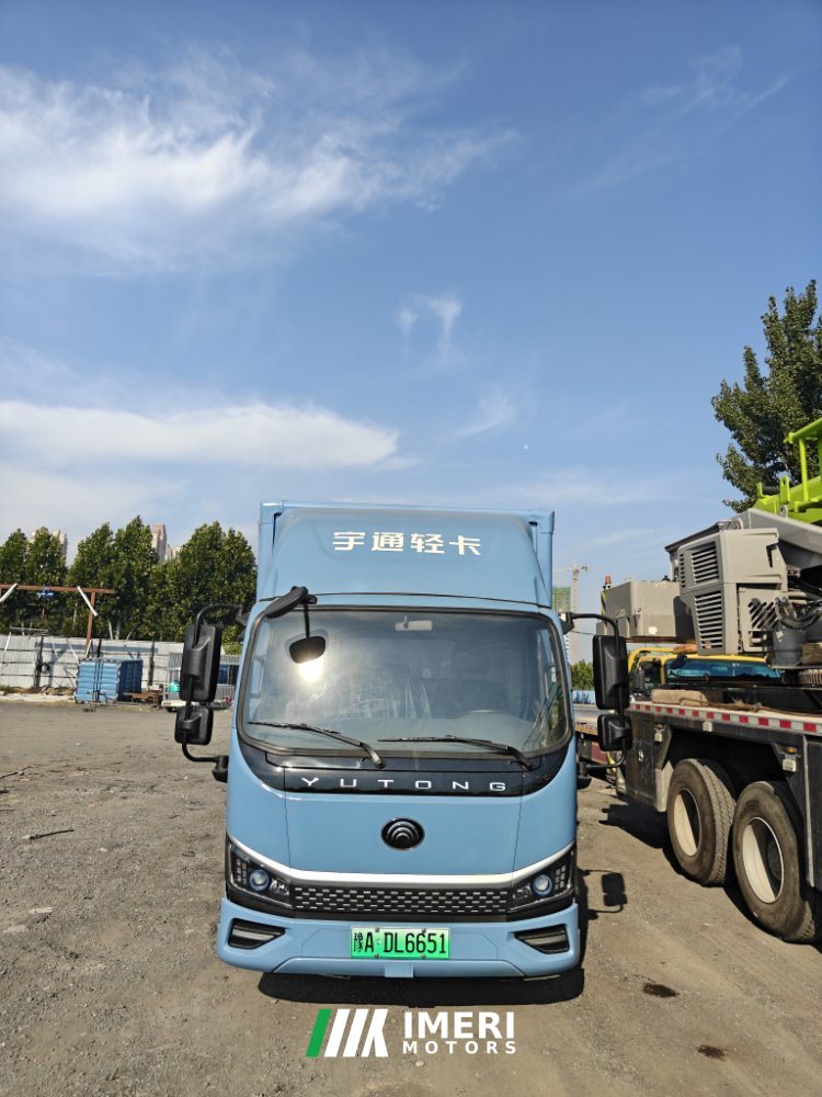 Yutong T3S 4.2 m - truck from China