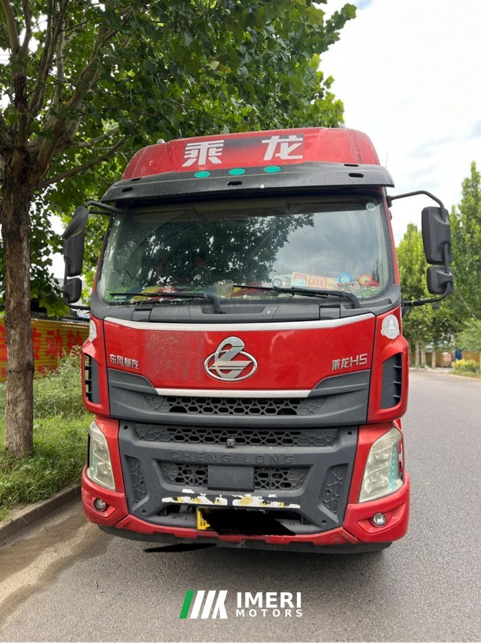2020 Dongfeng Liuzhou Chenglong H5 240 hp 4X2 6.8 m