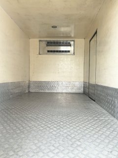 Qingling Isuzu KV100 120 hp 4X2 4.2 m - ფოტო 7