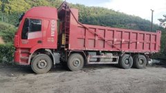 SAIC Hongyan Genlyon 440 hp 6X4 6.8 m - ფოტო 2