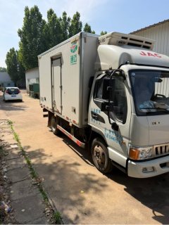 JAC Junling A6 4X2 3.7 m - ფოტო 3