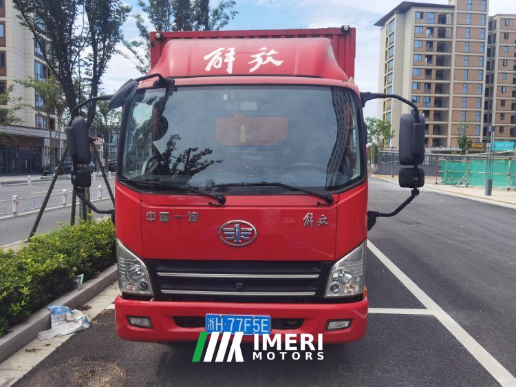 FAW Jiefang J6F 160 hp 4X2 4.2 m - truck from China