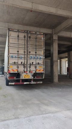Foton Auman ETX 270 hp 4X2 9.53 m - ფოტო 4