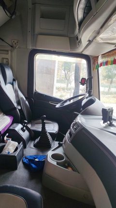 Foton Auman ETX 270 hp 4X2 9.53 m - ფოტო 5