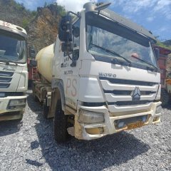 Sinotruk HOWO HOWO-7 380 hp 8X4 - ფოტო 4