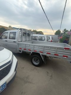 Wuling Rongguang New Cabin 136 hp 4X2 2.6 m - ფოტო 1