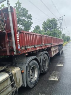 13.00 m x2558 m 3 stake body semi-trailer - ფოტო 5