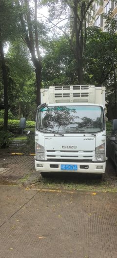 Qingling Isuzu KV600 130 hp 4X2 4.2 m - ფოტო 3