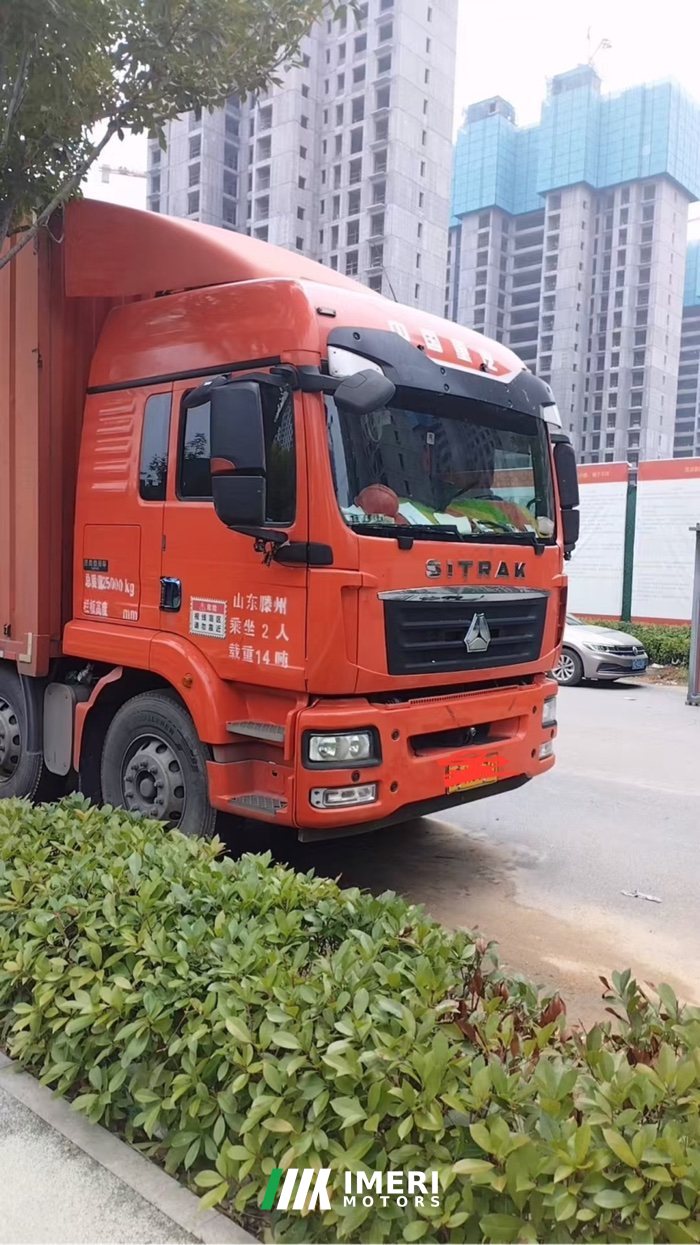 2021 Sinotruk Sitrak G5 280 hp 6X2 9.52 m