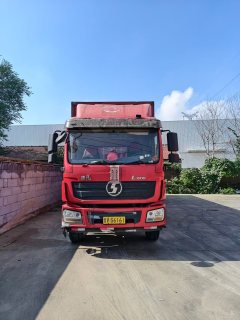 Shacman Delong L3000 300 hp 6X2 9.5 m - photo 2