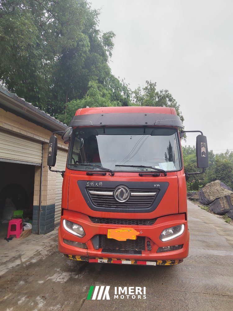 Dongfeng Tianjin KR 260 hp 4X2 6.8 m - truck from China