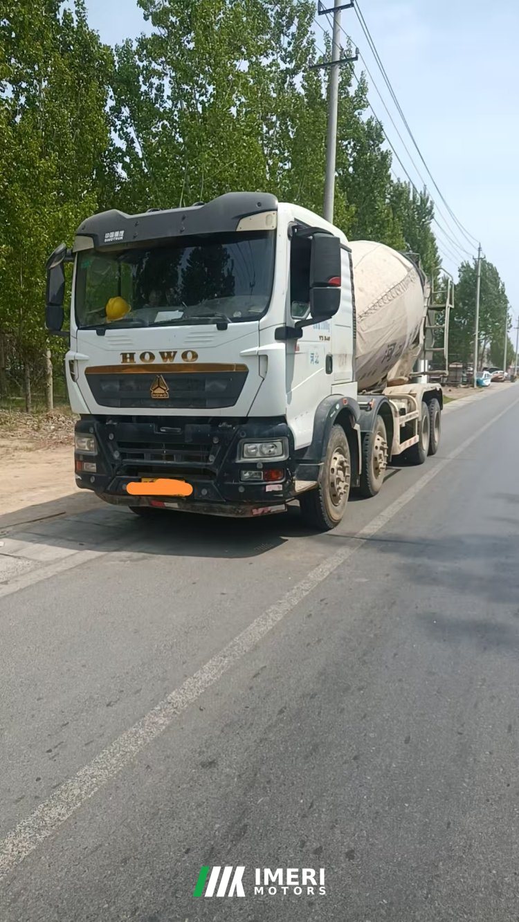 2021 Sinotruk HOWO TX7 340 hp 8X4