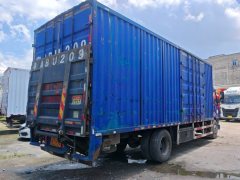 Dongfeng Liuzhou Chenglong M3 185 hp 4X2 7.8 m - ფოტო 3