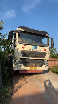 Sinotruk HOWO V7-X 8X4 - ფოტო 3