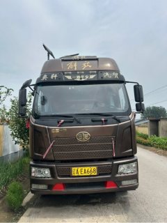 FAW Jiefang J6L 240 hp 4X2 6.8 m - ფოტო 1
