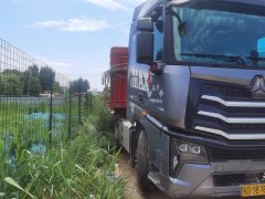 Sinotruk HOWO TS7 590 hp 6X4 - фото 3