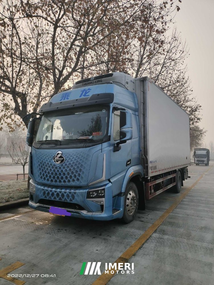 2022 Dongfeng Liuzhou Chenglong H5V 270 hp 4X2 6.8 m