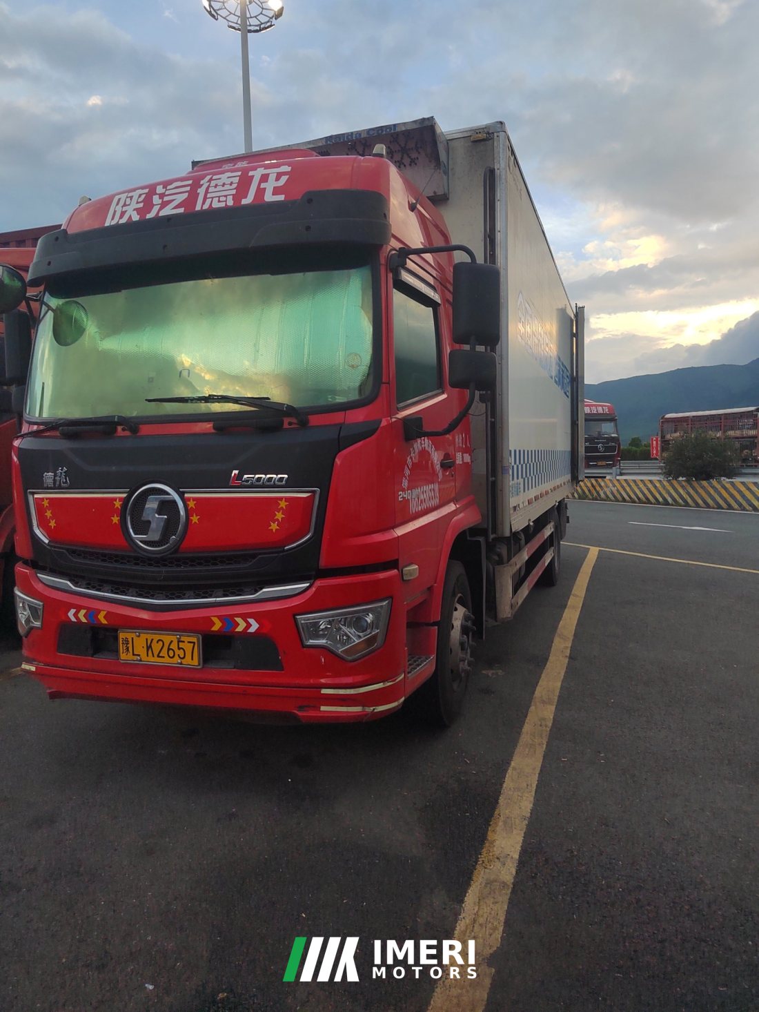 Shacman 145 hp 4X2 6.8 m - truck from China