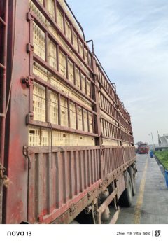 Dongfeng Liuzhou Chenglong H7 480 hp 8X4 9.6 m - ფოტო 1