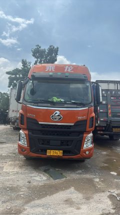 Dongfeng Liuzhou Chenglong H5 245 hp 4X2 6.8 m - ფოტო 1