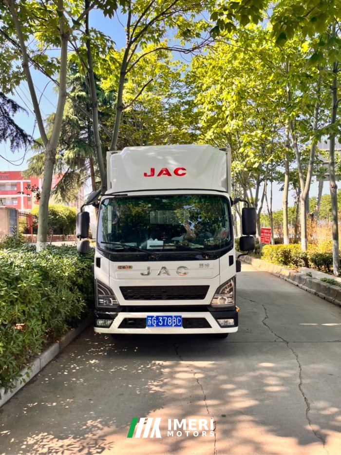 2023 JAC J6 150 hp 4X2 4.2 m
