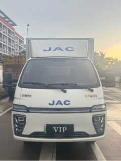 JAC U7 4.01 m - ფოტო 1