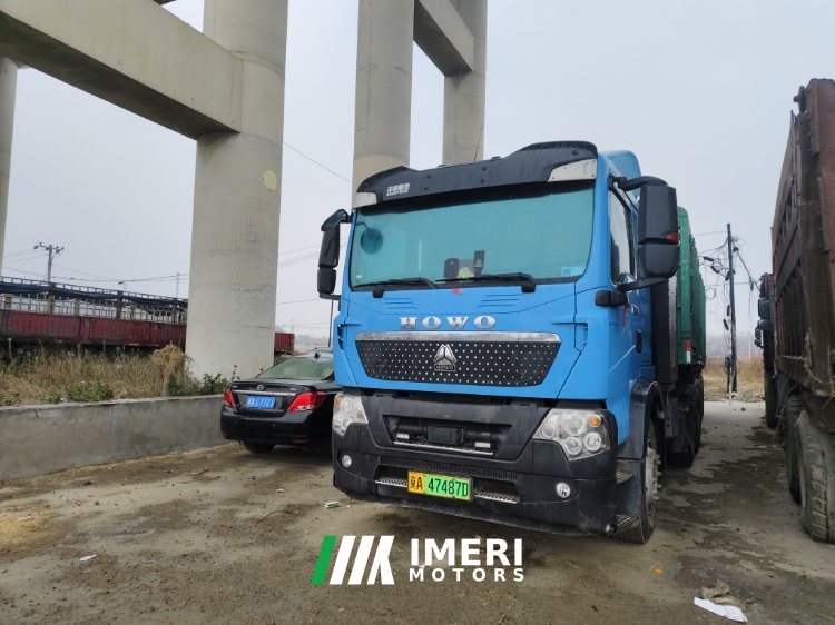 Sinotruk HOWO TX EV 6X4 12.5 m - truck from China