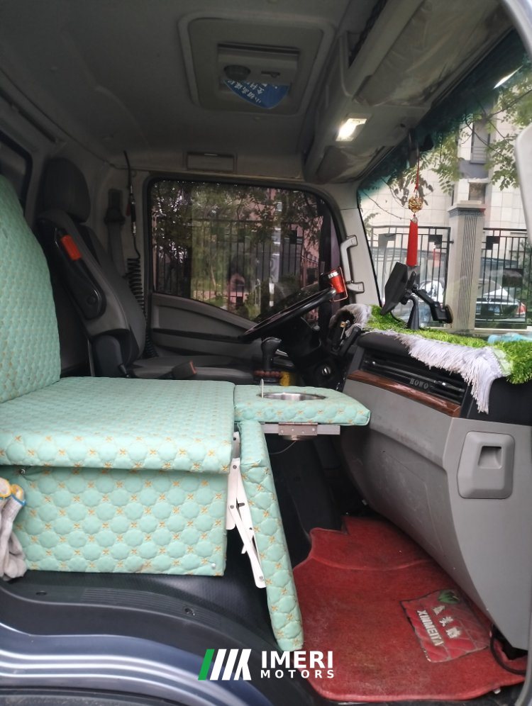 SINOTRUK HOWO Light Duty Truck PRO 155 hp 4X2 4.15 m - სატვირთო ჩინეთიდან