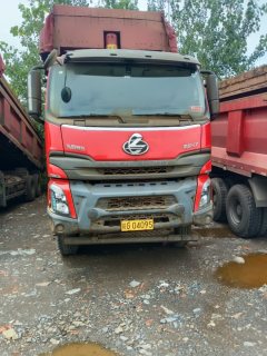 Dongfeng Liuzhou Chenglong H7 460 hp 8X4 8.2 m - ფოტო 2