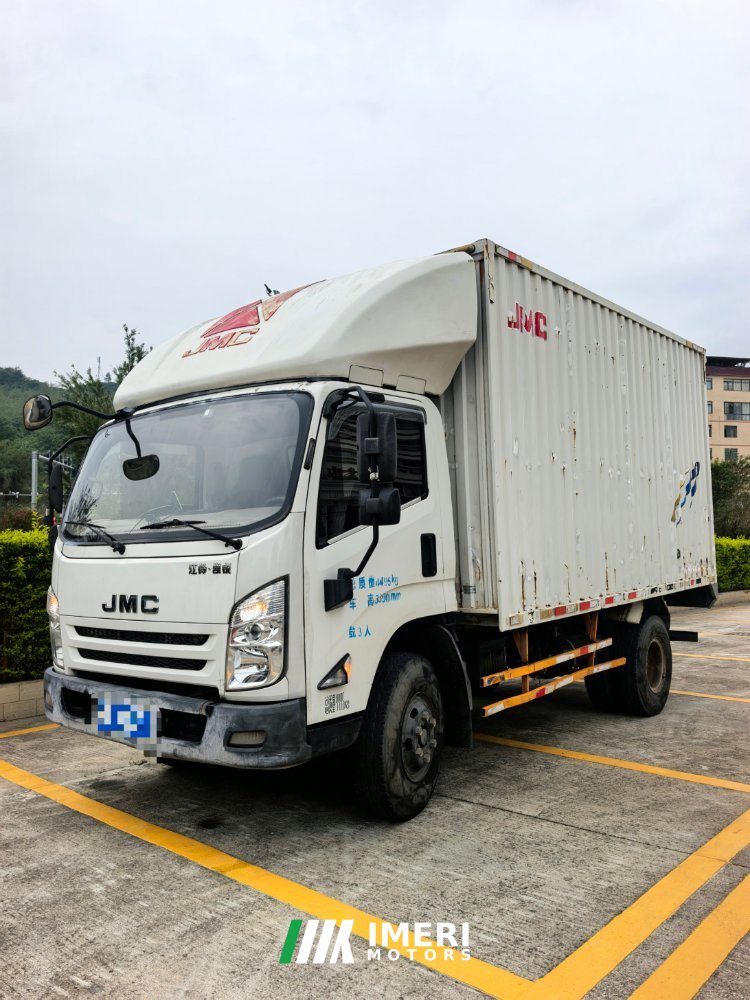 2019 JMC 800 154 hp 4X2 4.08 m