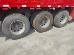 13.00 m x2.55 m 3 stake body semi-trailer - ფოტო 4