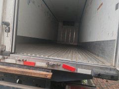 Foton Auman GTL 320 hp 6X2 9.6 m - фото 3