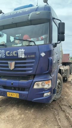 Sinotruk Hohan J7B 430 hp 4X2 - ფოტო 1