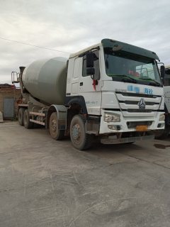 Sinotruk HOWO HOWO-7 380 hp 8X4 - ფოტო 1