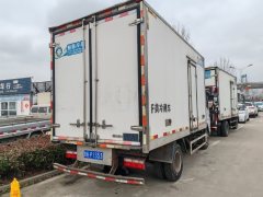 Hyundai 300 130 hp 4X2 4.2 m - photo 2