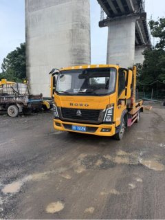 SINOTRUK HOWO Light Duty Truck Commander 140 hp - ფოტო 1