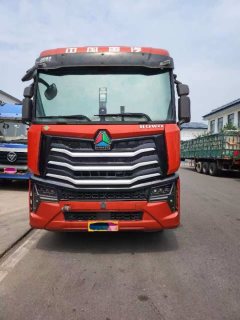 Sinotruk HOWO Max 500 hp 6X4 - фото 1