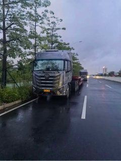 Foton Auman GTL 580 hp 6X4 - ფოტო 3