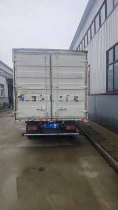 SINOTRUK HOWO Light Duty Truck Hanjiang 116 hp 4X2 - ფოტო 2