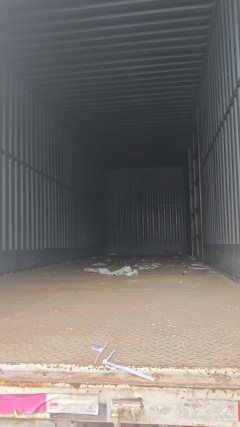 Dongfeng Liuzhou Chenglong H5 240 hp 4X2 9.7 m - ფოტო 4