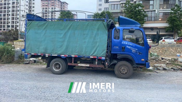 2018 SINOTRUK HOWO Light Duty Truck Royal Faction 130 hp 4X2 4.2 m