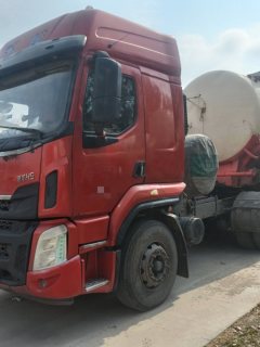 Dongfeng Liuzhou Chenglong H5 400 hp 6X4 - ფოტო 3