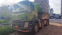Dongfeng Liuzhou Chenglong H5 330 hp 8X4 5.6 m - photo 1