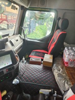 Dongfeng Liuzhou Chenglong H5 330 hp 8X4 5.6 m - photo 8