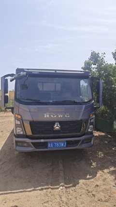 SINOTRUK HOWO Light Duty Truck Commander 130 hp 4X2 3.85 m - ფოტო 1