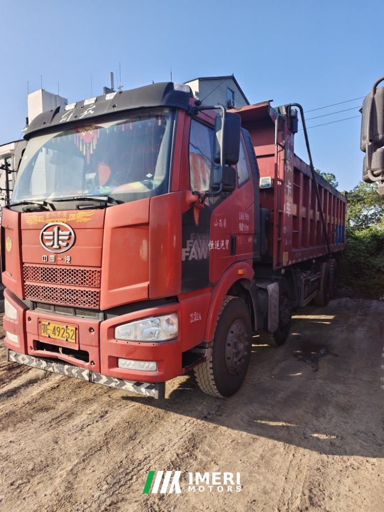 2021 FAW Jiefang J6M 320 hp 8X4 7.5 m